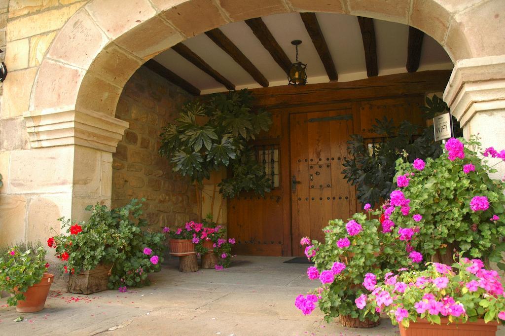 Agroturismo Ibarre Anzuola Exterior photo